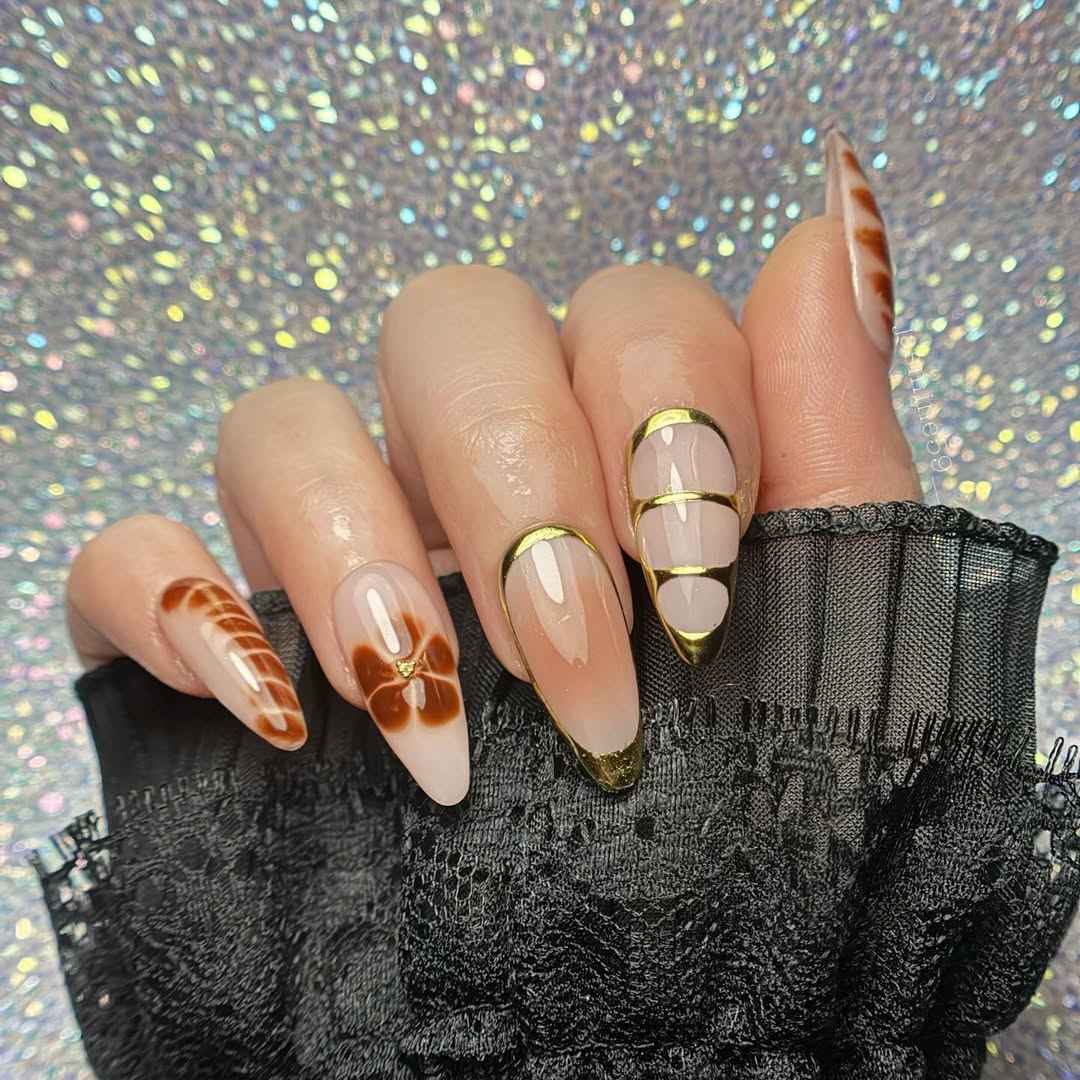 Mardi Gras Nail