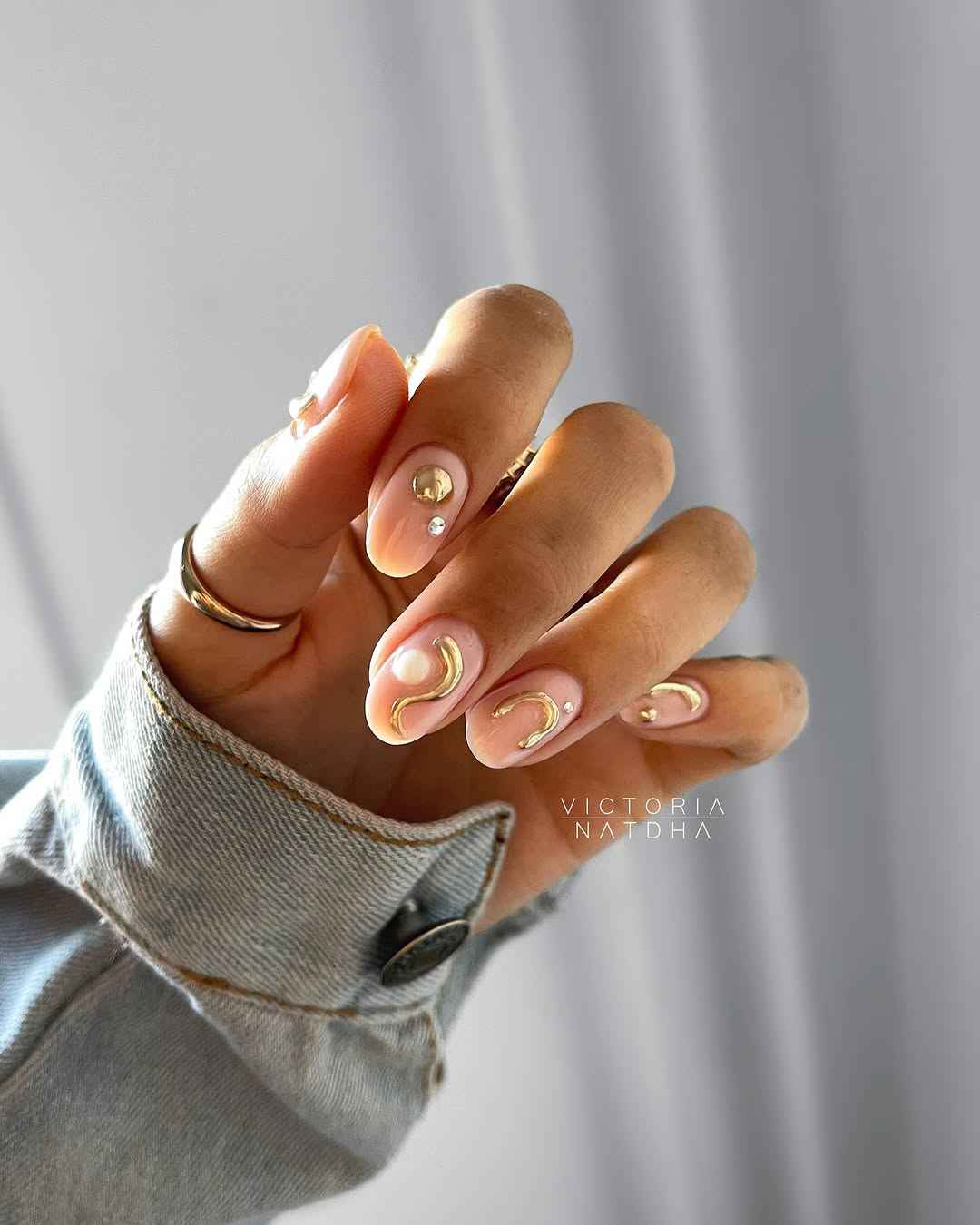 Mardi Gras Nail