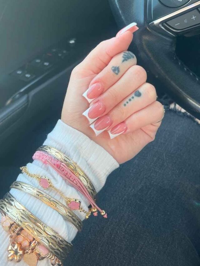 15 Stunning White Nail Designs for a Chic & Elegant Look