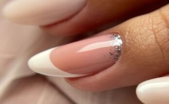 white-french-tip-nail-designs