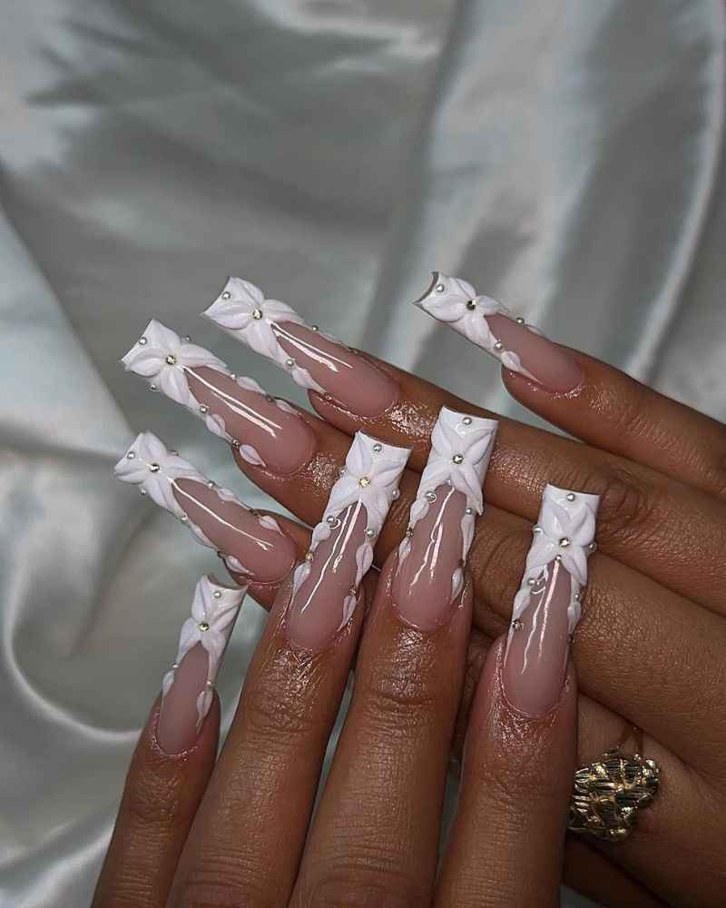 white-french-tip-nail-designs