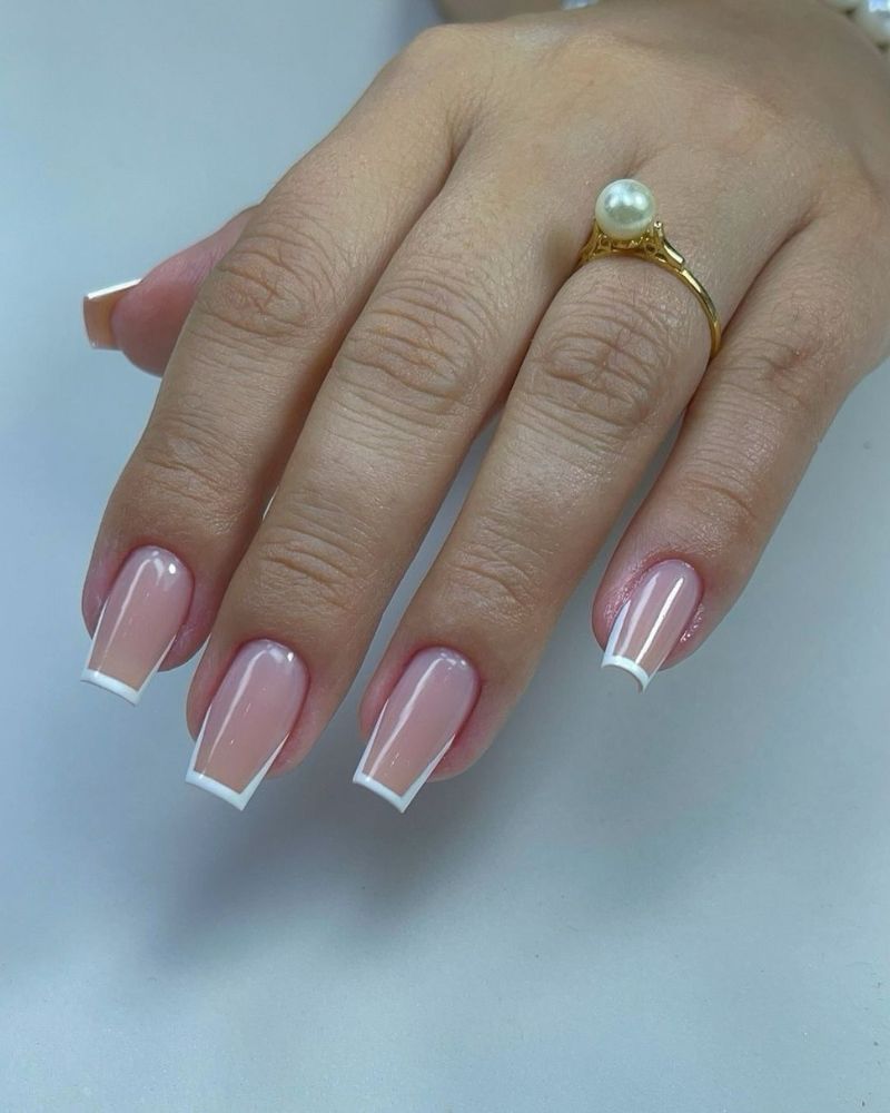 white-french-tip-nail-designs