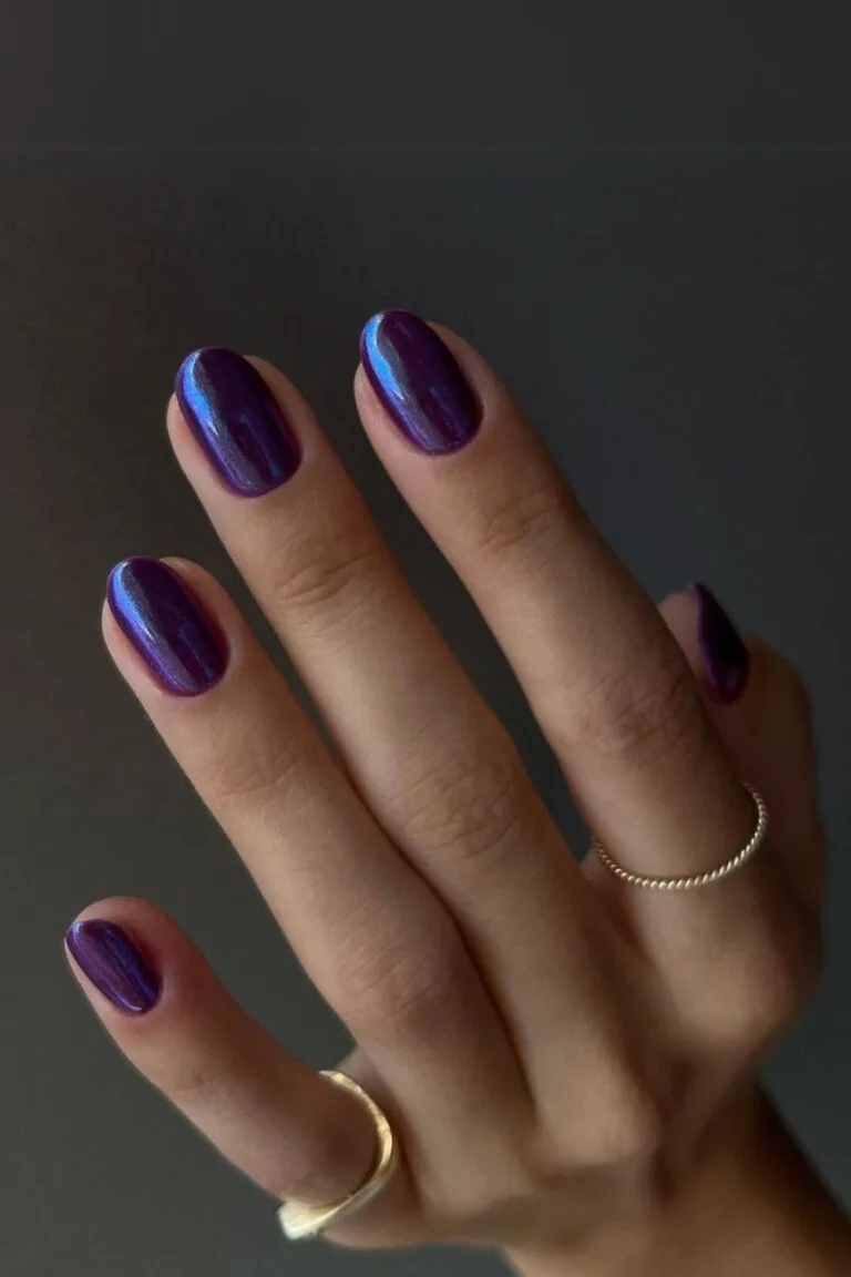 Dark purple chrome nails for fall