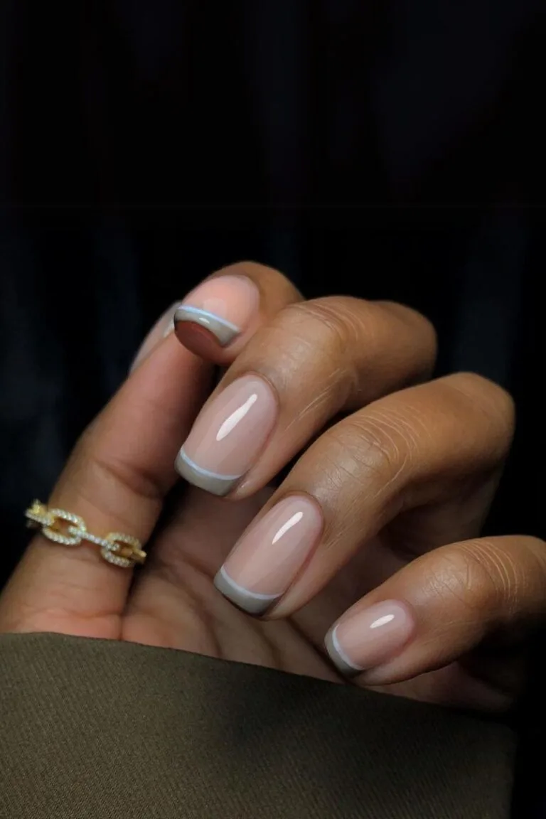 Elegant-taupe-frenchies