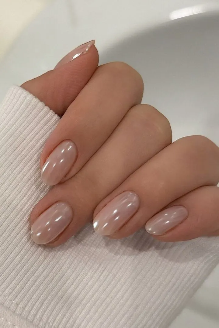 chrome-nude-nails