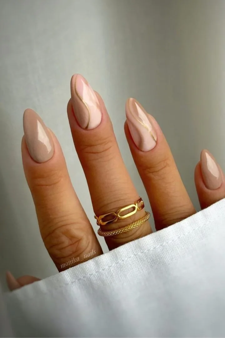 nude-swirls-on-nails